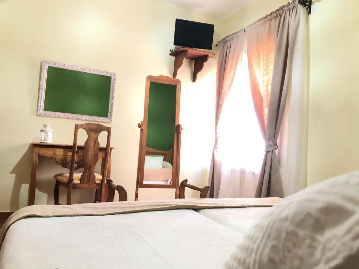 Casa Rural El Infante オロペサ エクステリア 写真